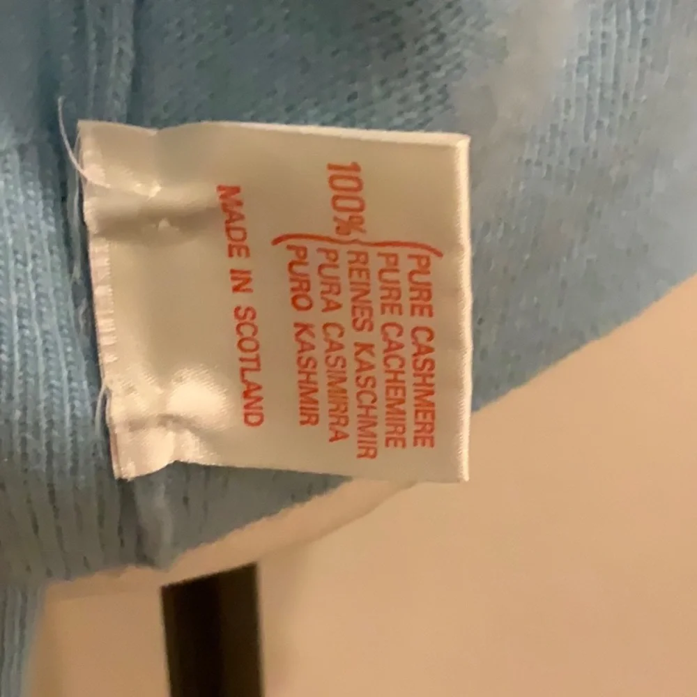 Pringle 100% Cashmere Baby Blue Women's Cardigan Sz 10 Sweater Scotland Vintage - Picture 7 of 8